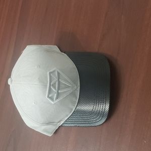 Carbon fitted hat